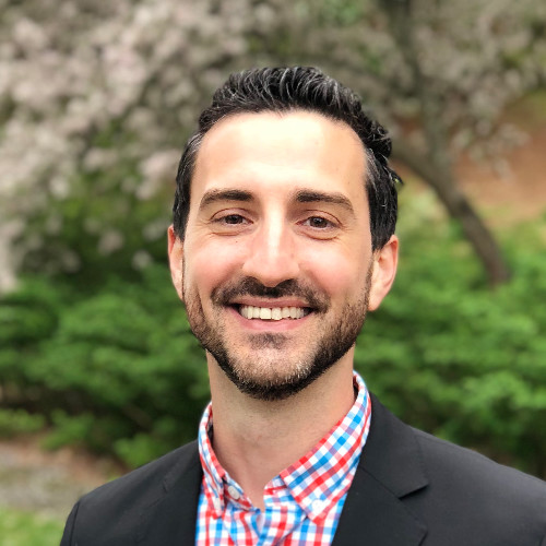 Grejdi Gjura - Director